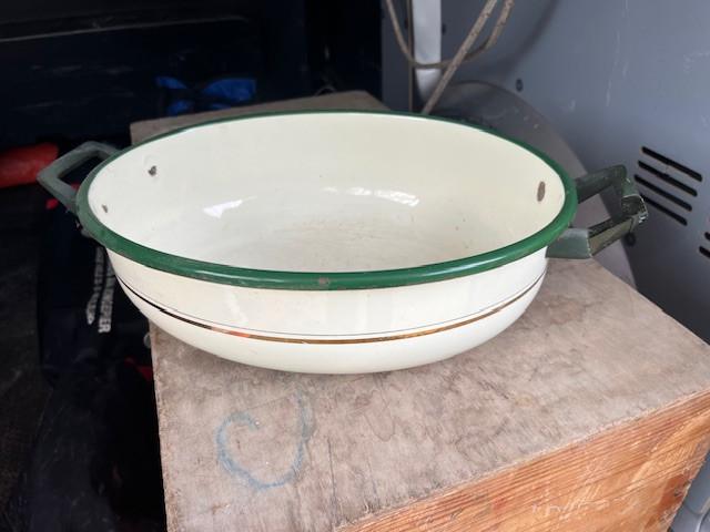 Emaille wasteiltje