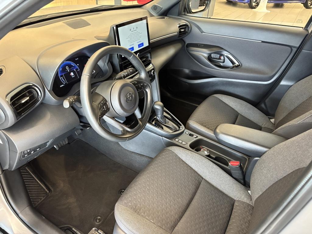 Toyota Yaris Cross 1.5 hybr 115 dynamic | comfort pack |