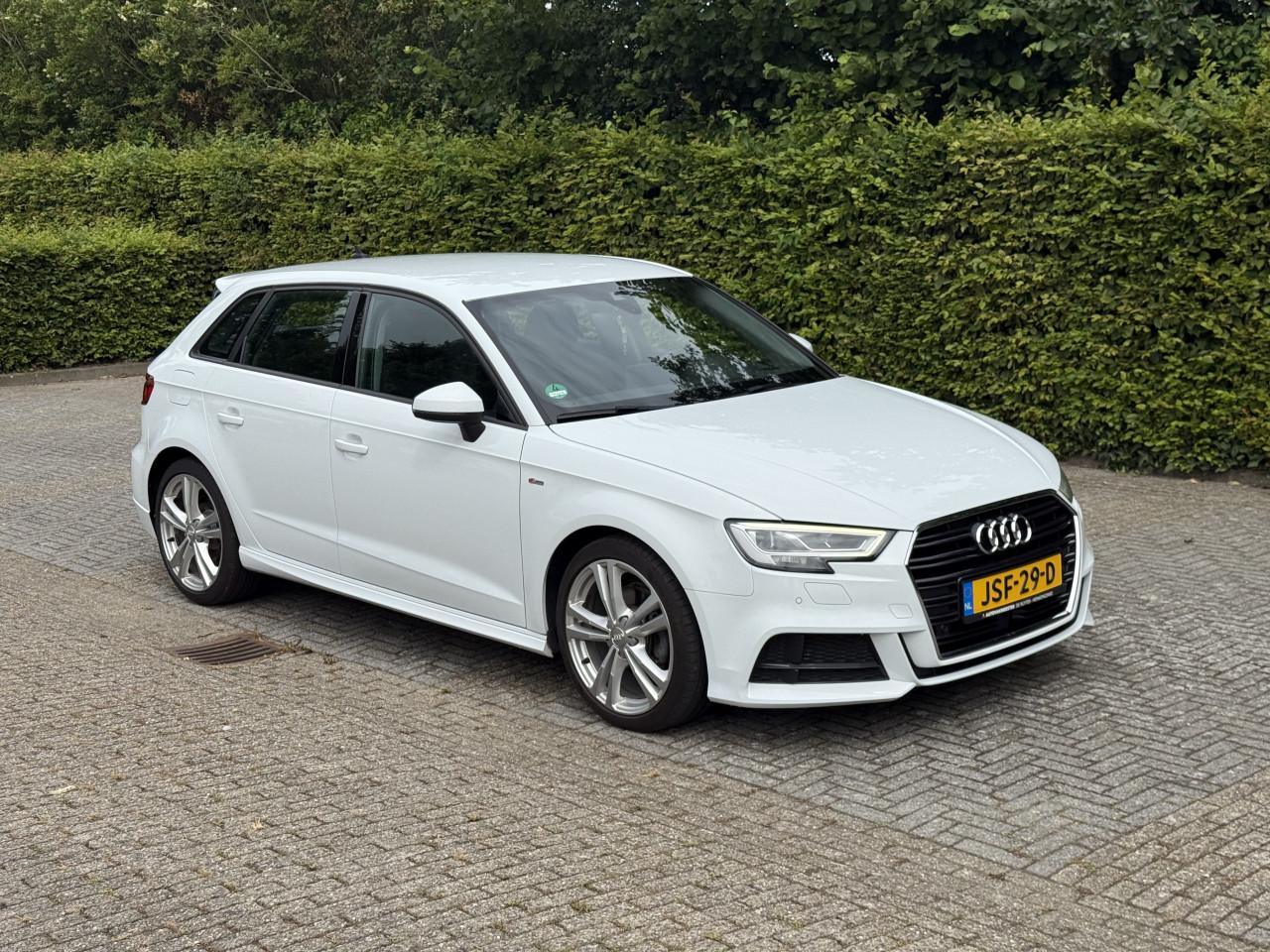 Audi A3 Sportback - 35 TFSI S-LINE | Stoel/Stuurwielverwarming | ACC |LED