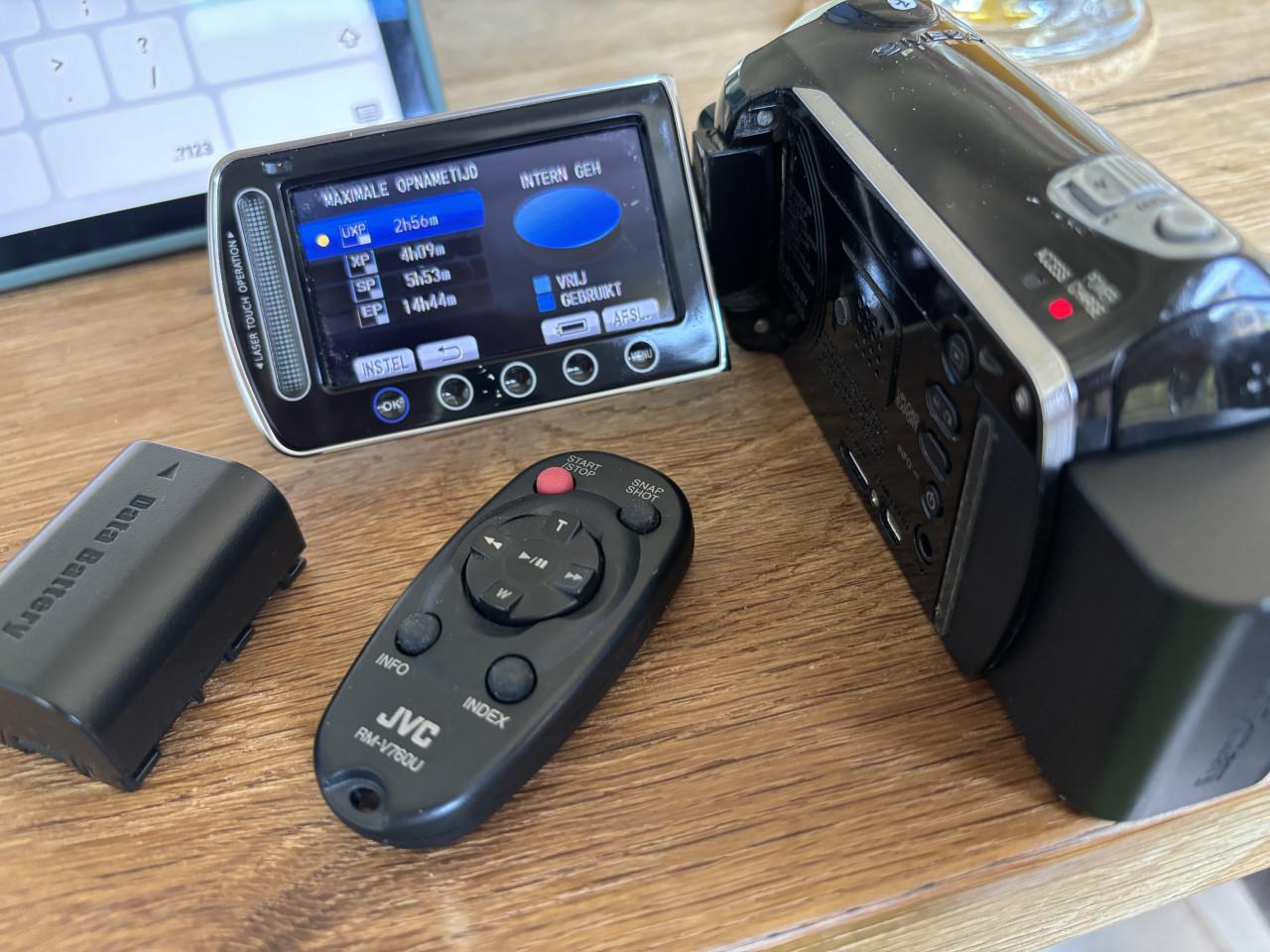 JVC Everio GZ-HM550