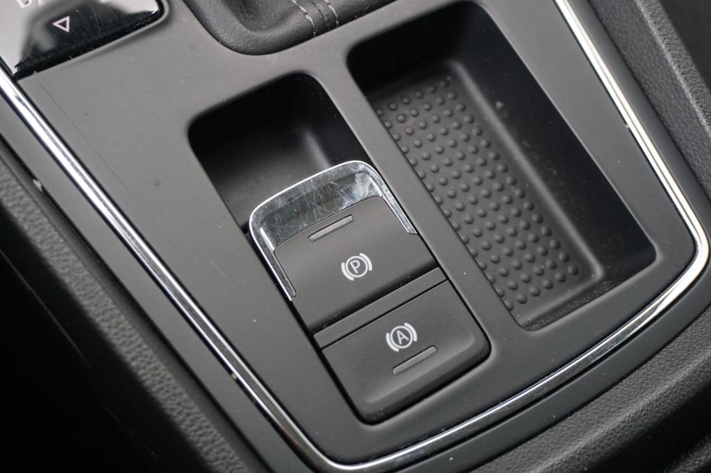 Seat Leon st 1.0 ecotsi style business intense automaat - climate / navi / 
