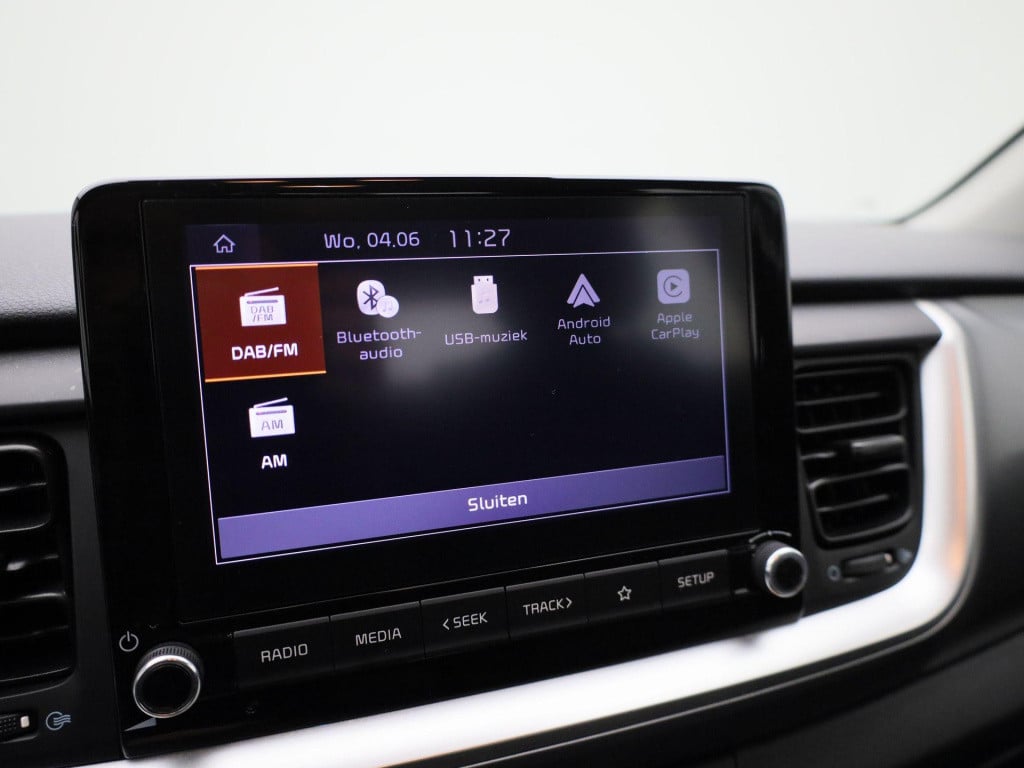 Kia Stonic 1.0 t-gdi mhev dynamicline | camera | dab | apple carplay | airc