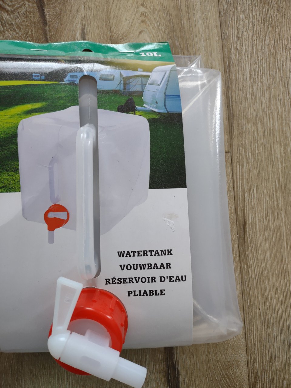 Nieuwe opvouwbare watertank 10 liter. Kampeertank, drinktank