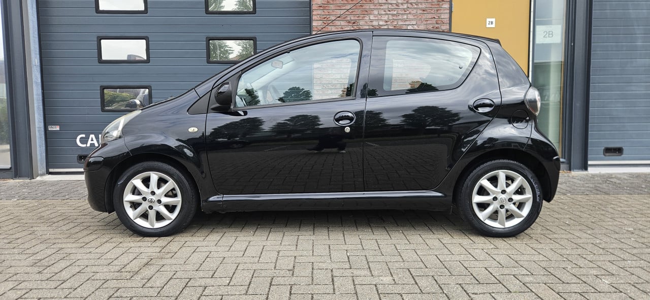 Zuinige Toyota AYGO 5drs