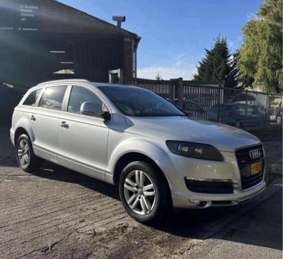 Audi Q7 Quattro 3.6i Automaat 7-zits Pano, Leer, cruise, airco, trekhaak