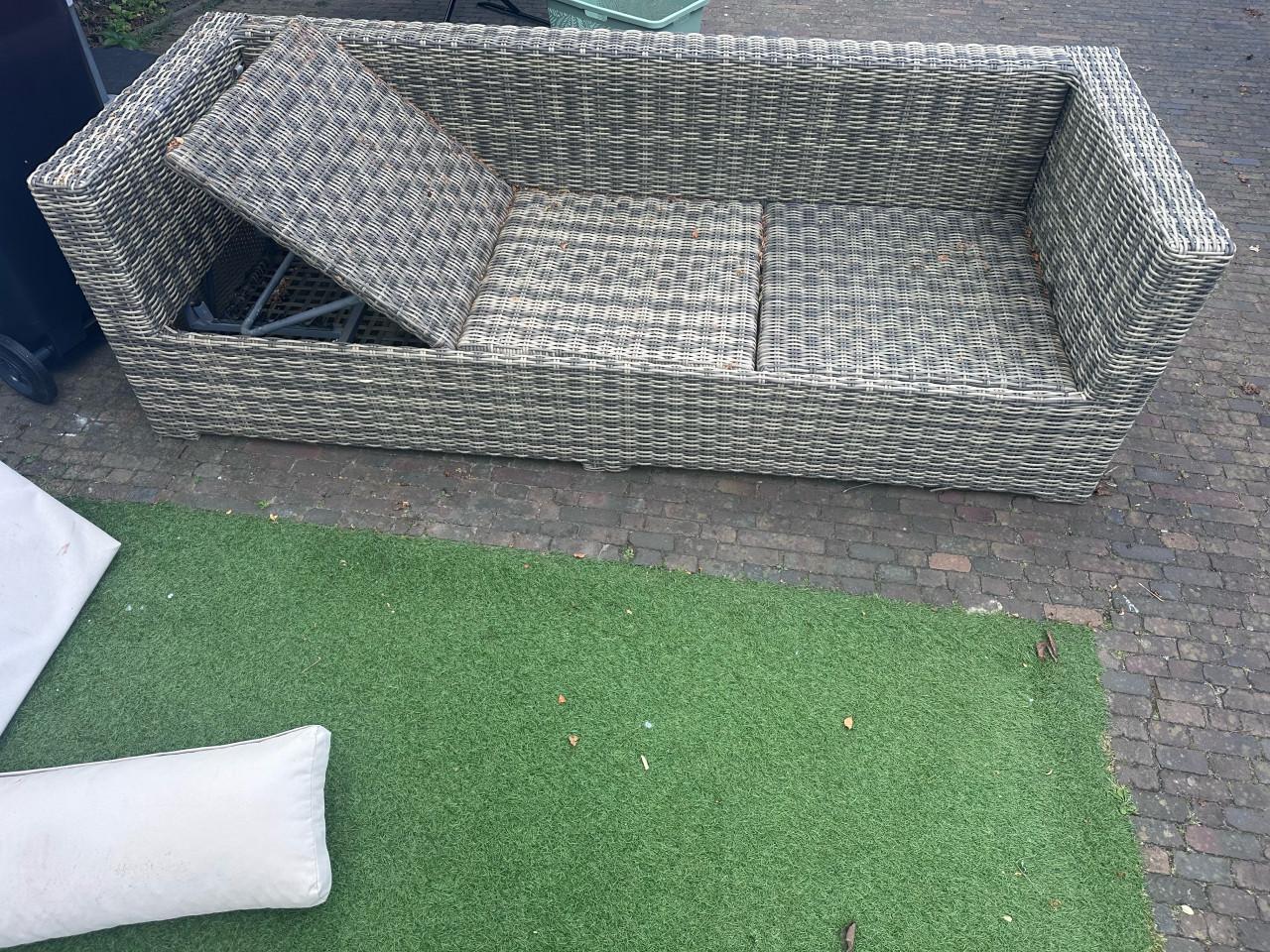 Gratis af te halen, tuinbank