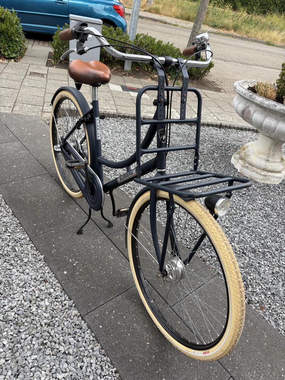 Te koop: nette, tweedehands Burgers fiets.