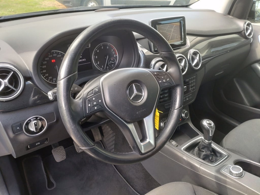Mercedes-Benz B-Klasse 180 ambition