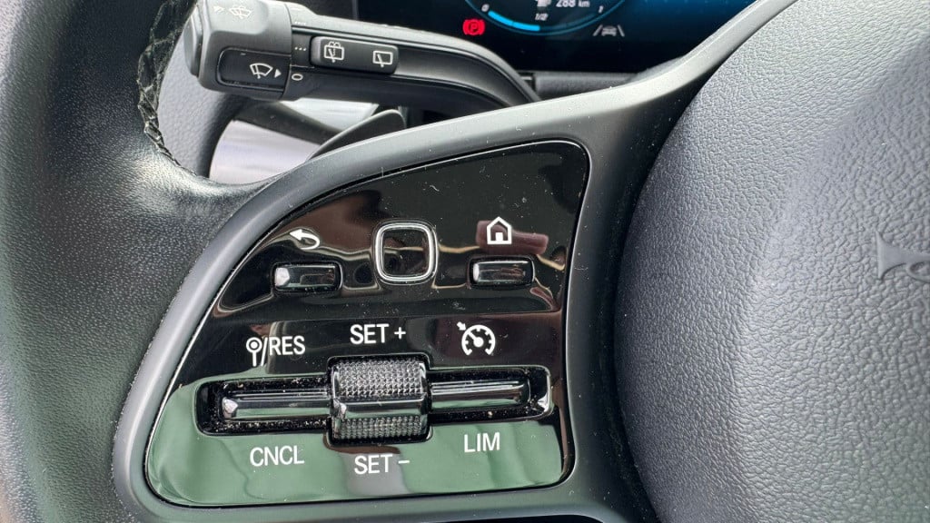 Mercedes-Benz Gla-klasse 180 business solution