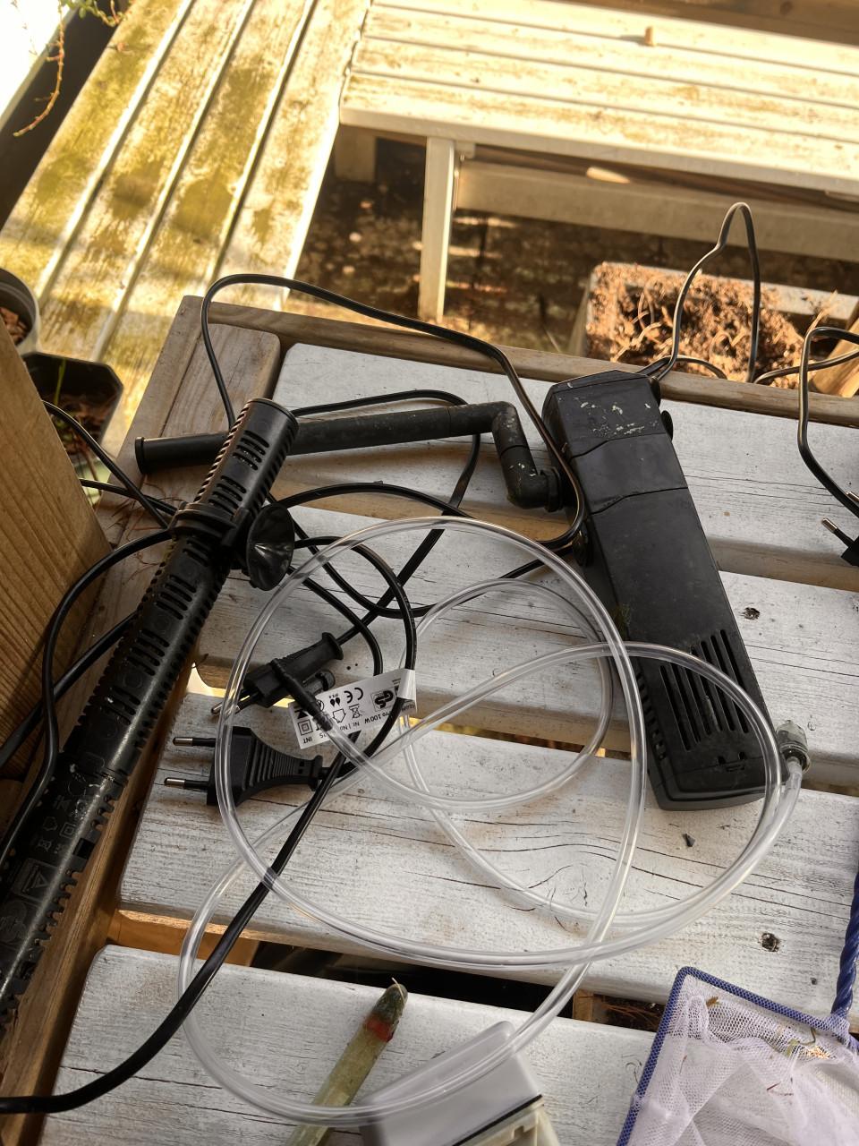 Superfish aquarium inclusief toebehoren