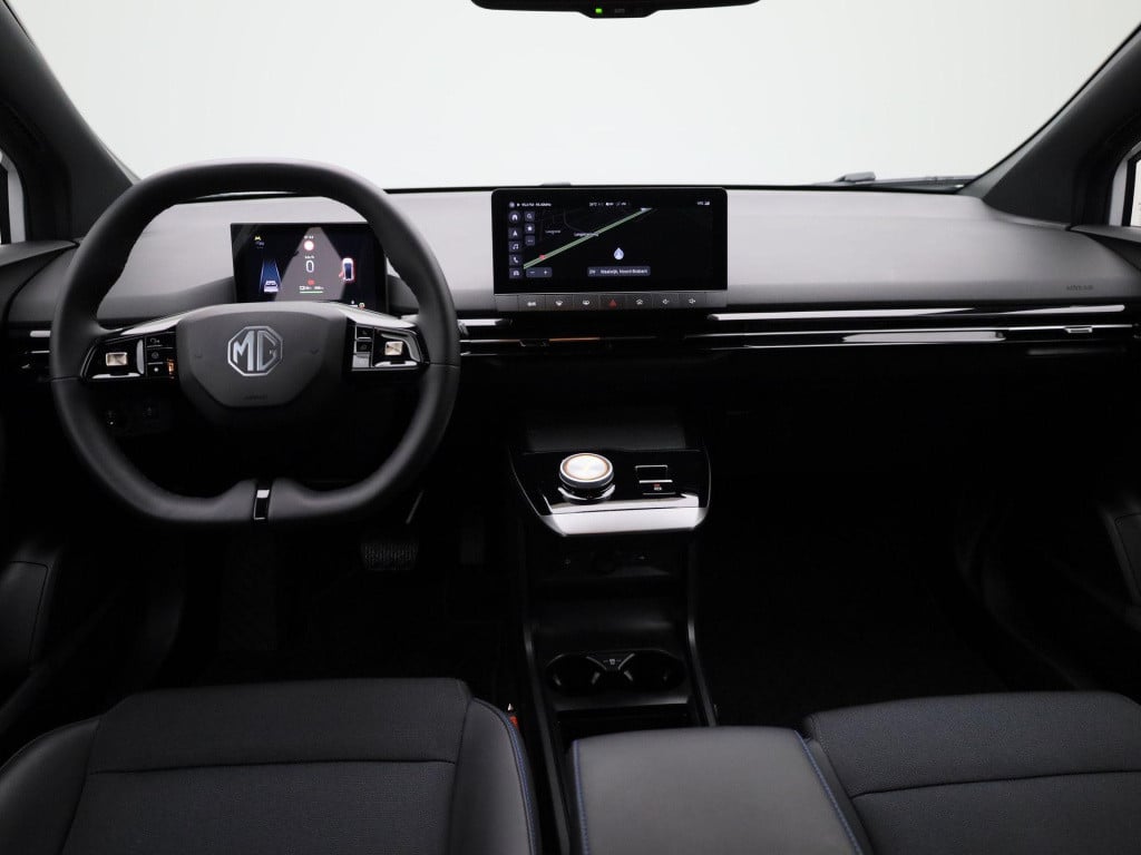 MG 4 luxury 64 kwh | navigatie | climate control | apple carplay / android 