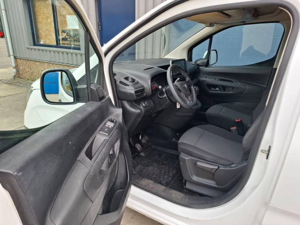 Opel Combo 1.6d l1h1 edition airco / cruise controle / navi / imperial / tr