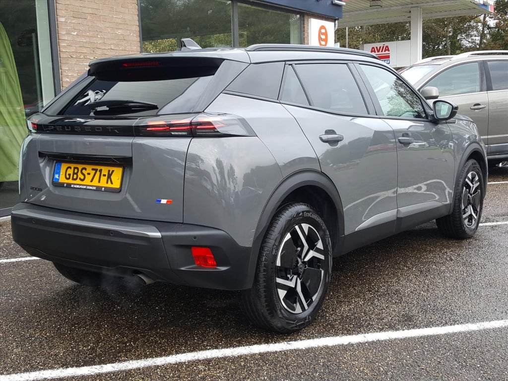 Peugeot 2008 1.2 puretech 100pk allure | navigatie | bluetooth | applecarpl