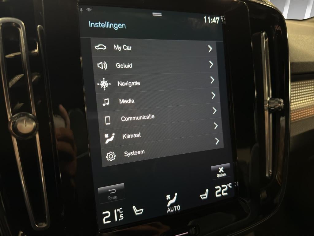 Volvo XC40 1.5 t3 r-design | camera | stoel/stuurverwarming | led | cruise 
