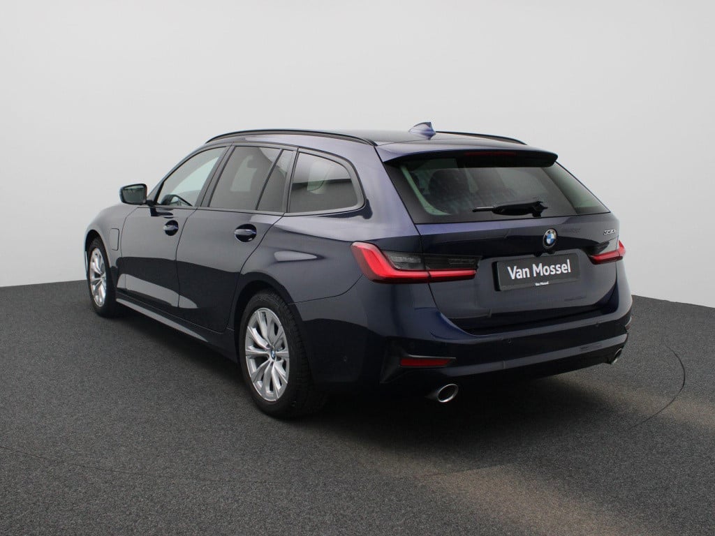 BMW 3-serie touring 330e business edition plus | automaat | navigatie | app