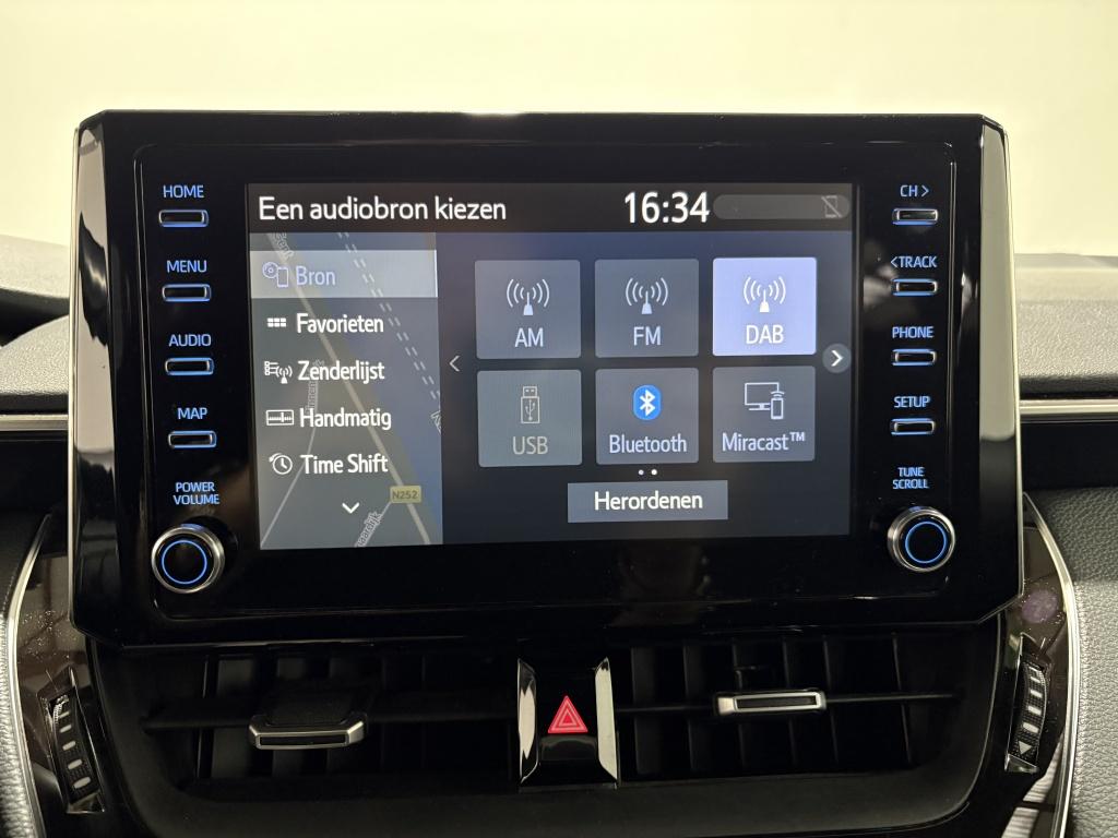 Toyota Corolla Touring Sports 2.0 hybrid first ed.