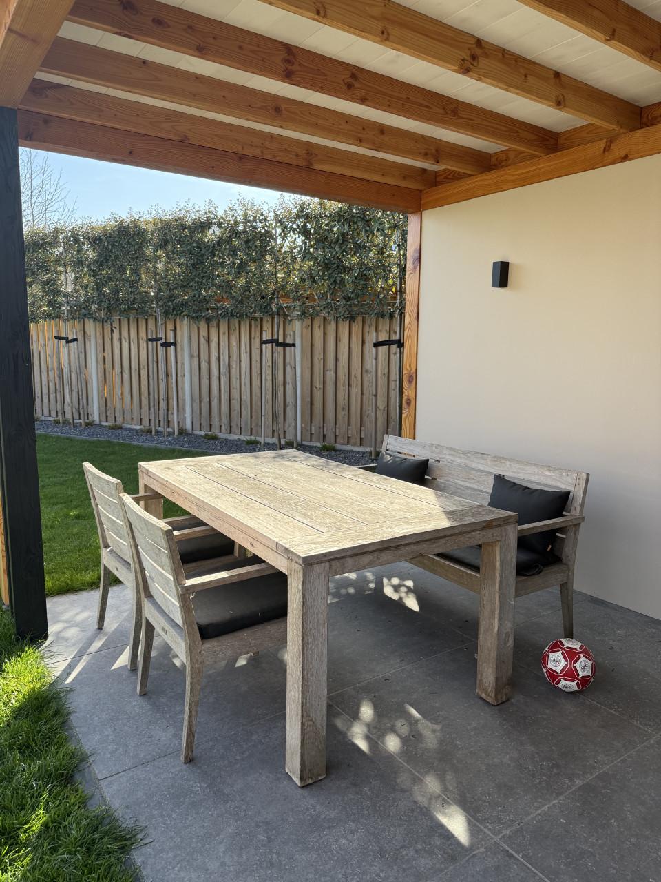 Life tuintafel met stoelen en bankje