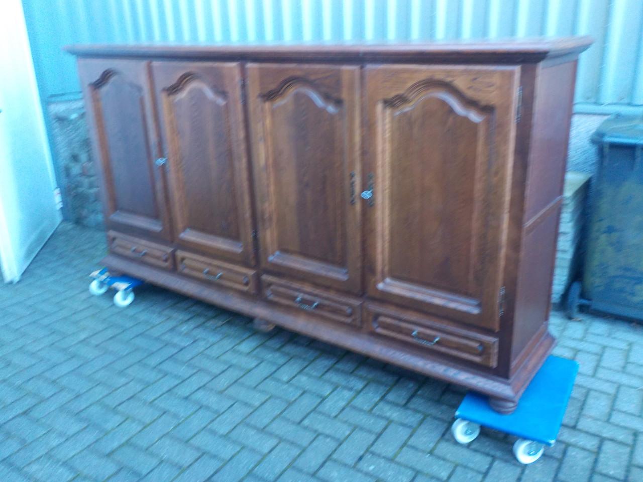 Massief eiken hoog dressoir in zeer goede staat