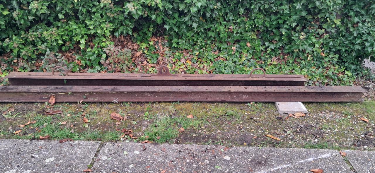 Stalen balk HEA 140 / 7 meter