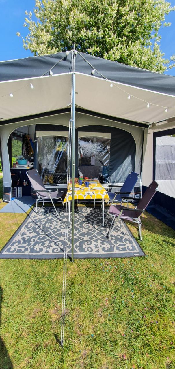 Dethleffs Family 420 Caravan