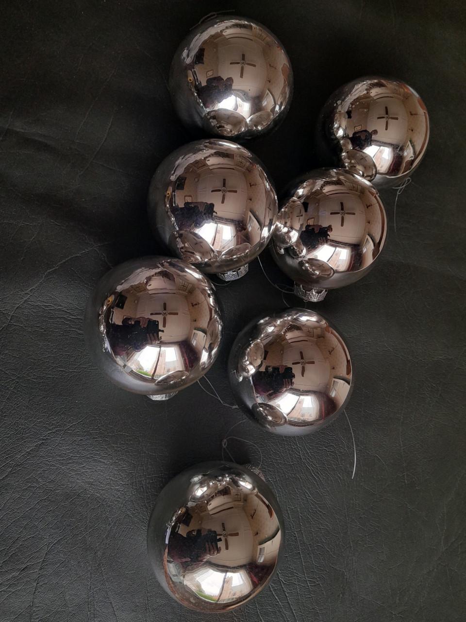 Zgan en gebruikte diverse kerst versiering+ kerstboom standaard v.a. 1,00