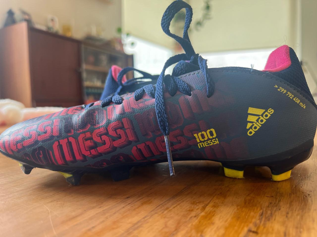 Voetbalschoenen maat 36 zgan