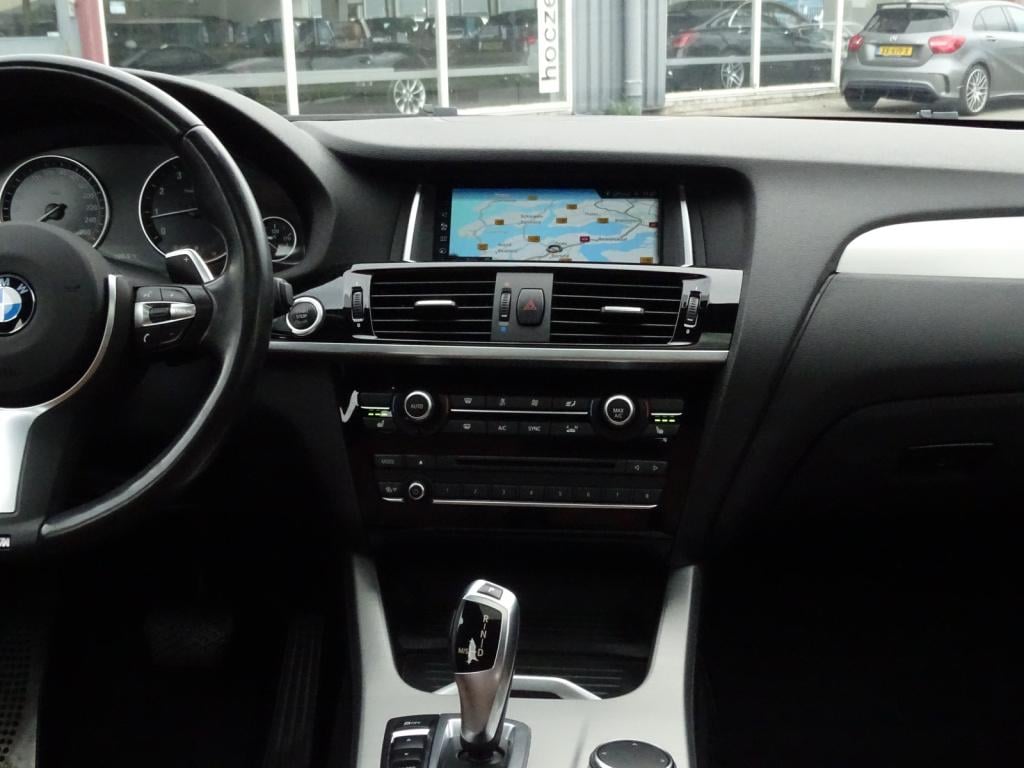 BMW X4 xdrive20i centennial high executive m-sportpakket | pano