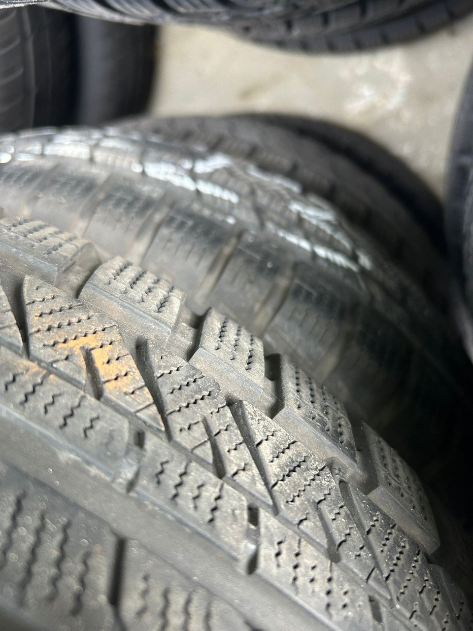 FIAT 500/FORD KA VAN HET MERK ANZO 5 SPAAKS VELGEN