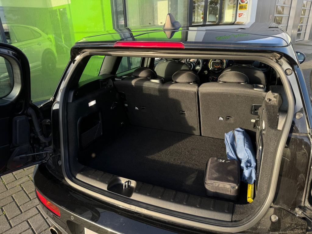 Mini Clubman mini 1.5 one * stoelverwarming * pdc * navigatie