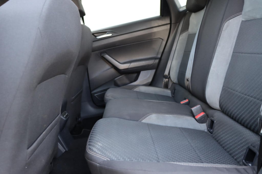 Volkswagen Polo 1.0 tsi highline r-line 95pk