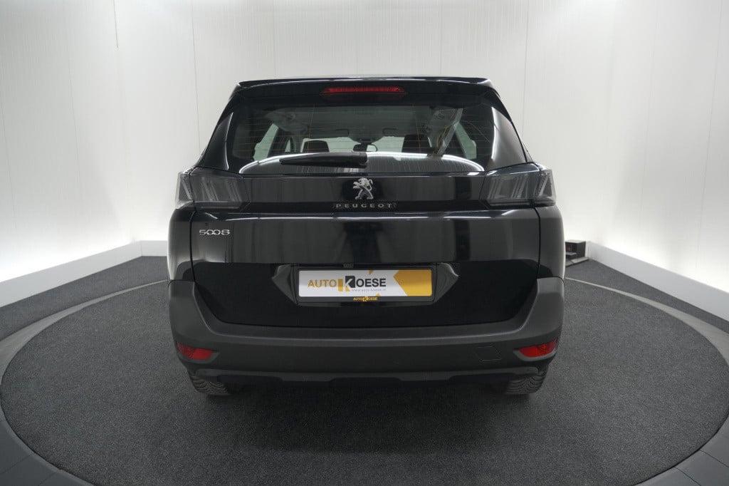 Peugeot 5008 puretech 130 eat8 active | 7 zitplaatsen | camera | navigatie 