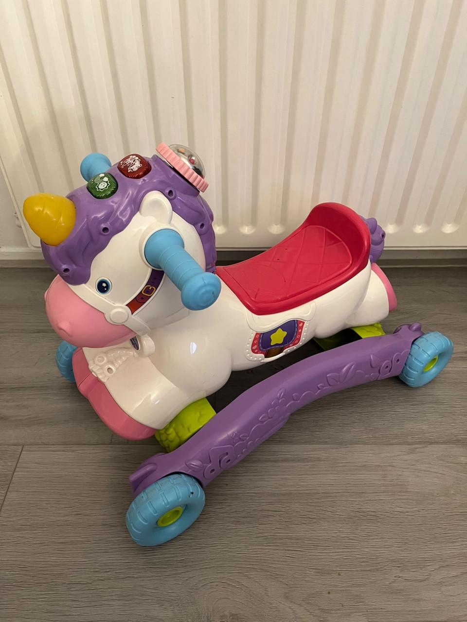 V tech Hobbel en speel eenhoorn