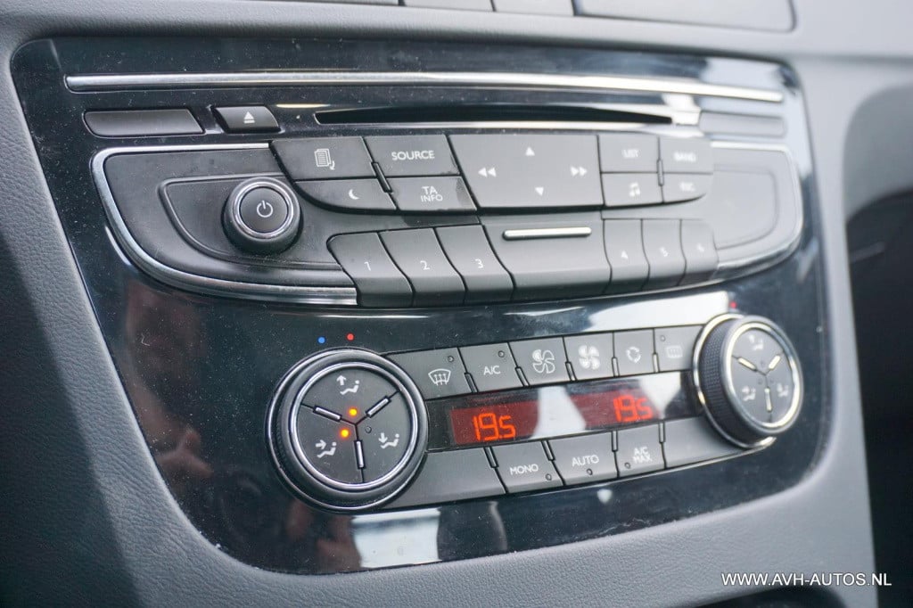 Peugeot 508 1.6 thp blue lease executive