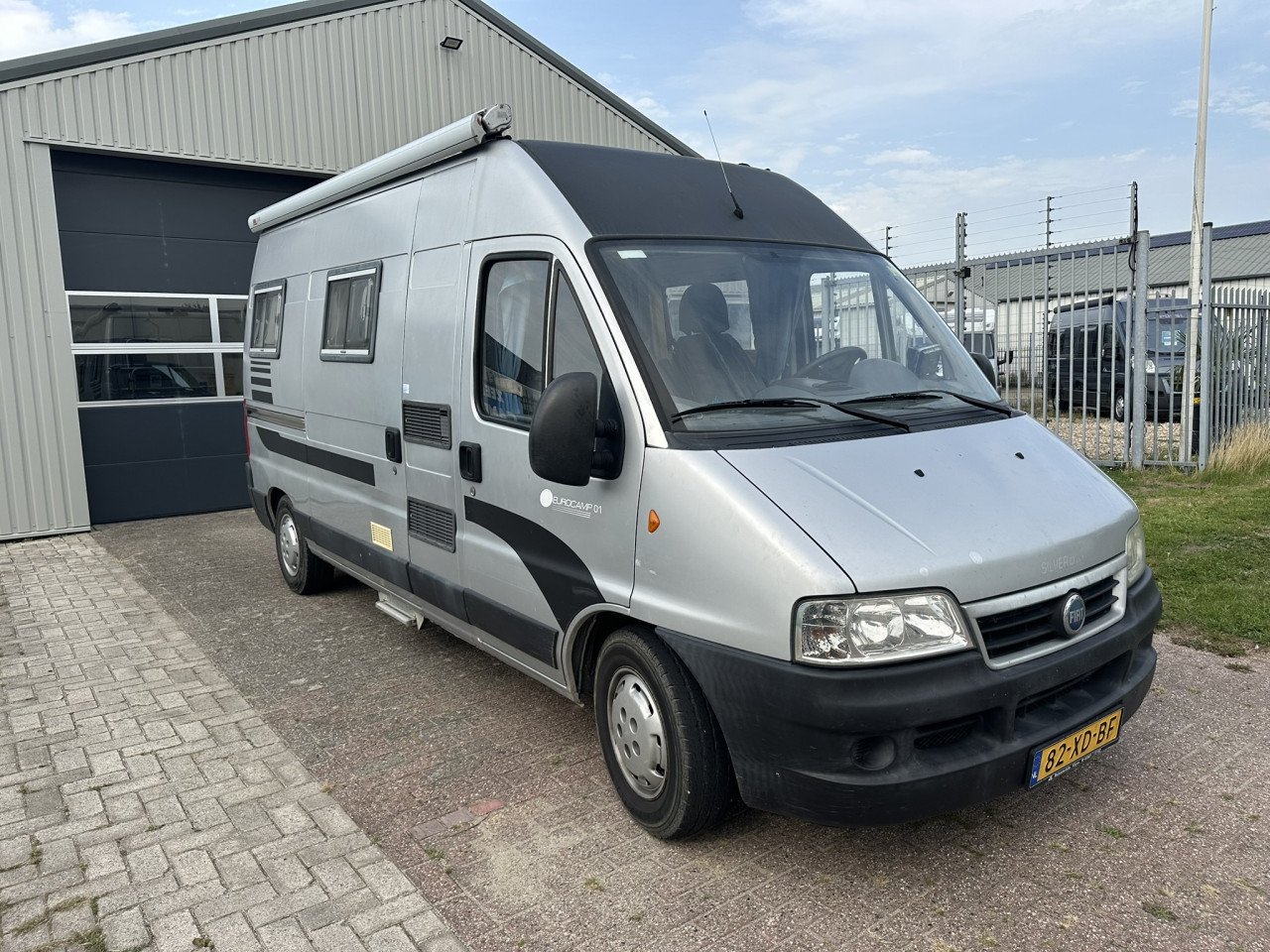 4 persoons Fiat Ducato Trigano Eurocamp buscamper. garantie, jaar apk