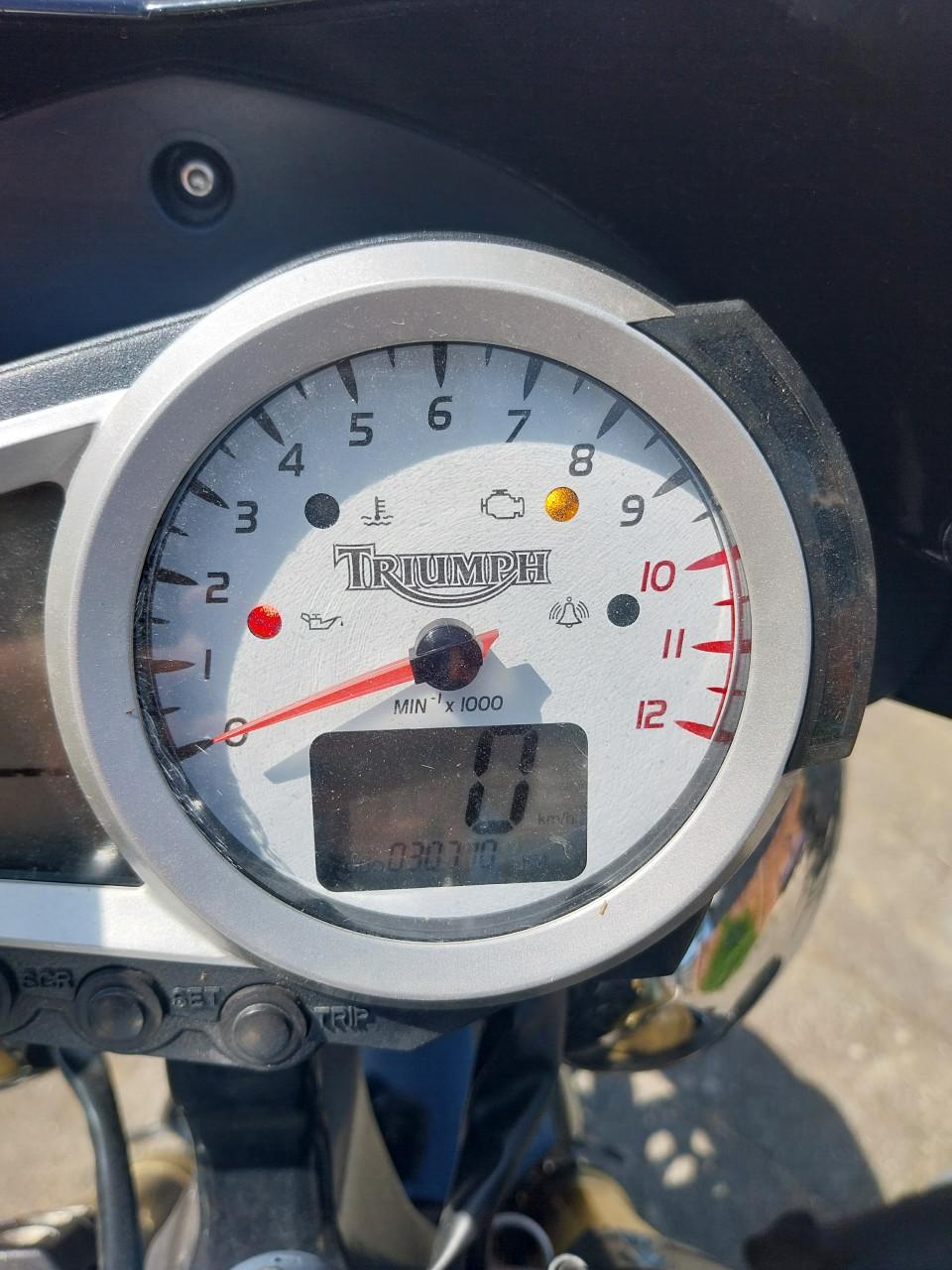 Triumph Speed Triple 1050