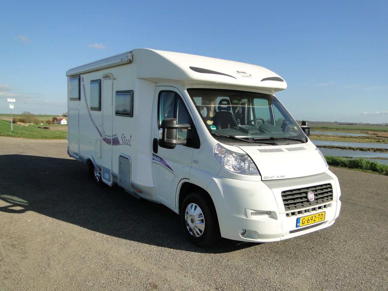 Mc Louis 466G  € 28950 [ in prijs verlaagd ]