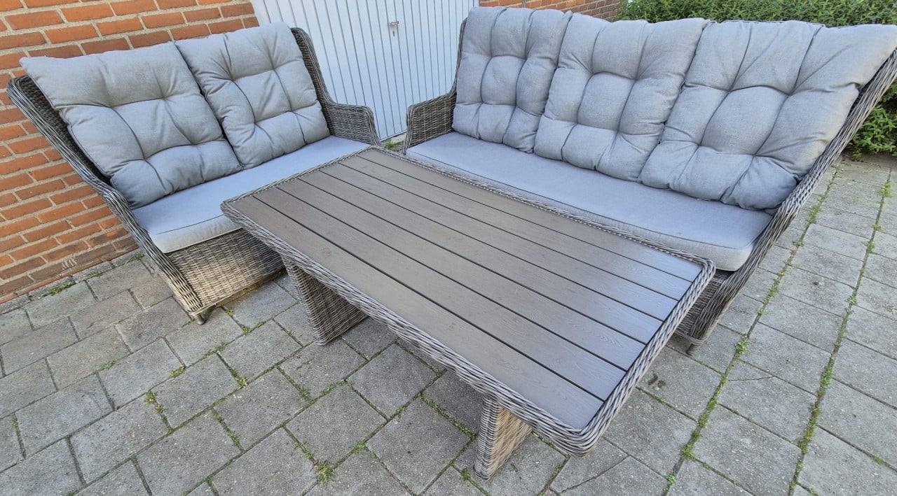 Dinner/Loungeset (Bezorging mogelijk)