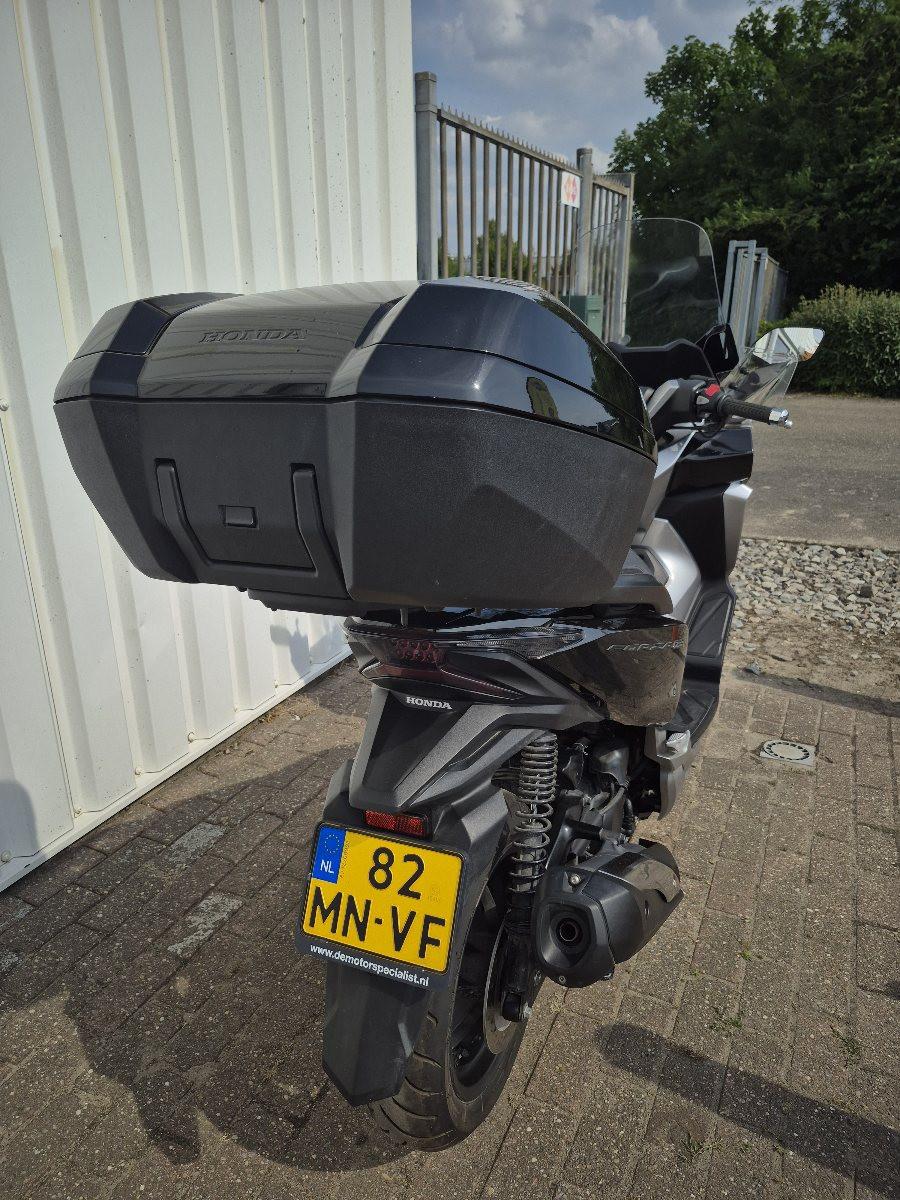 Honda Forza 300 Motorscooter uit 2021