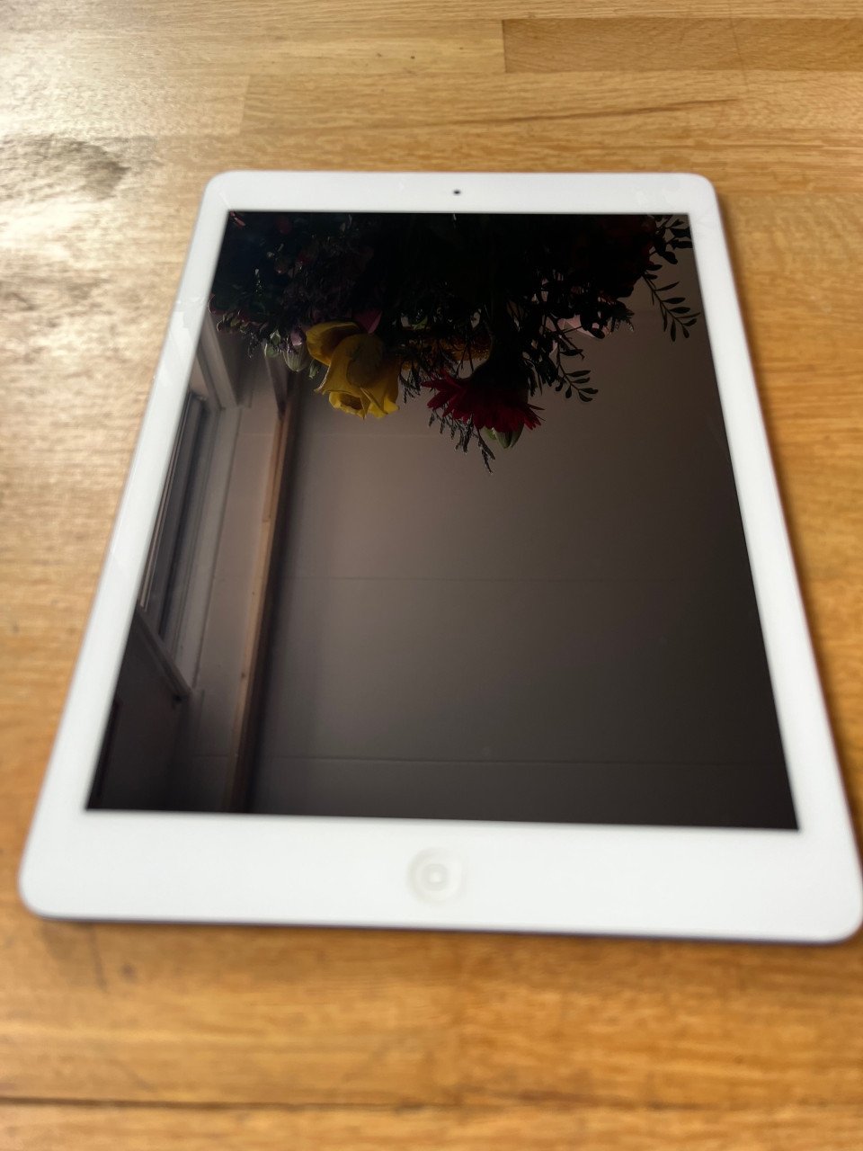 2 iPads - iPad air 16gb + iPad mini 2 32gb