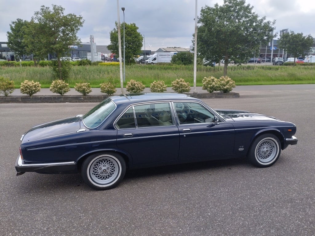Jaguar Xj 12 serie iii