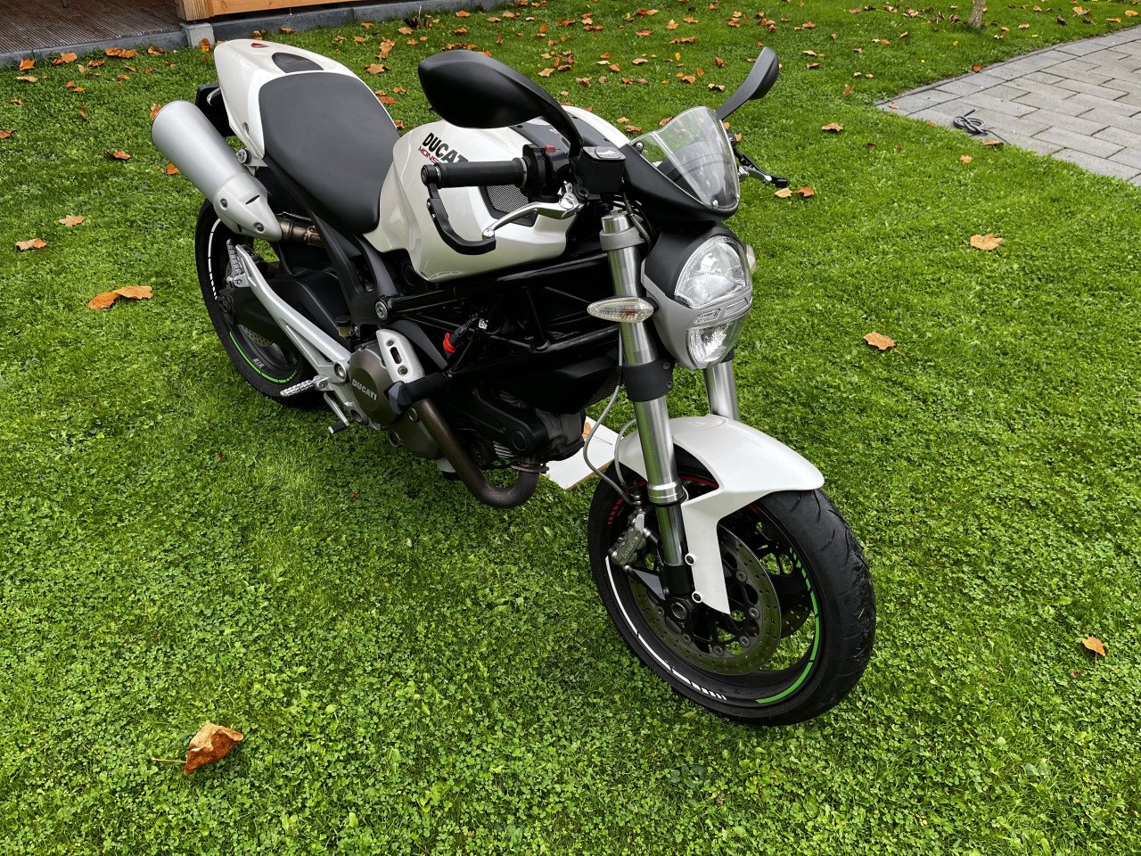 Ducati Monster 696+, 01-05-25 beurt gehad