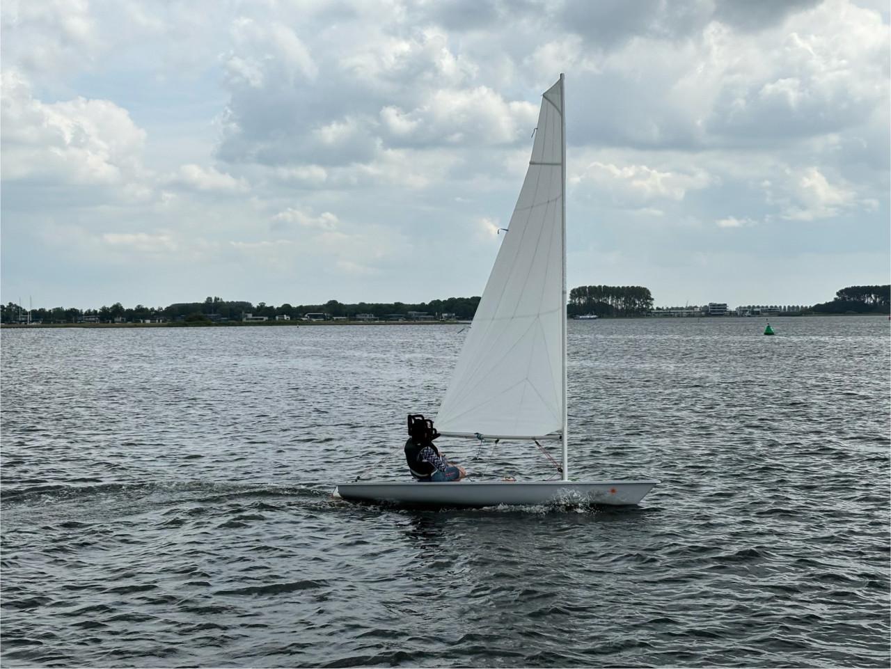 Volledig gerefitte laser standaard zeilboot zeilklaar