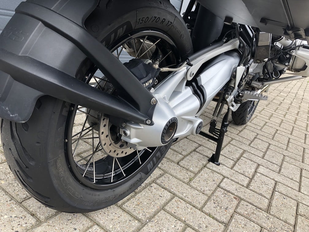 Puntgave BMW R1200GS Adventure uit 2007 met 63dkm, rijklaar €6950,-