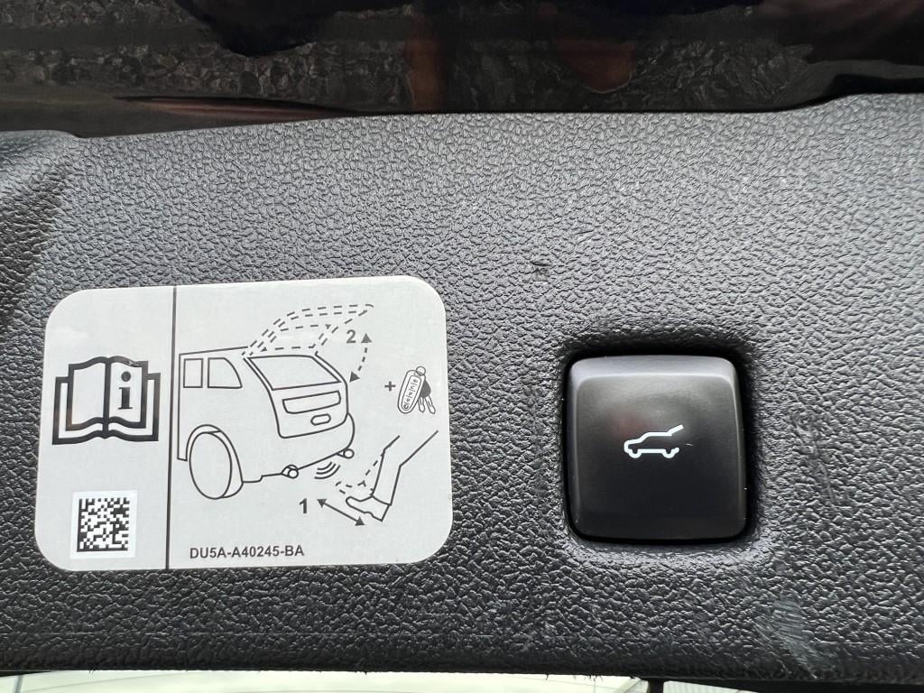 Ford Kuga 2.5 phev e-cvt 225pk titanium ( plug in hybride )