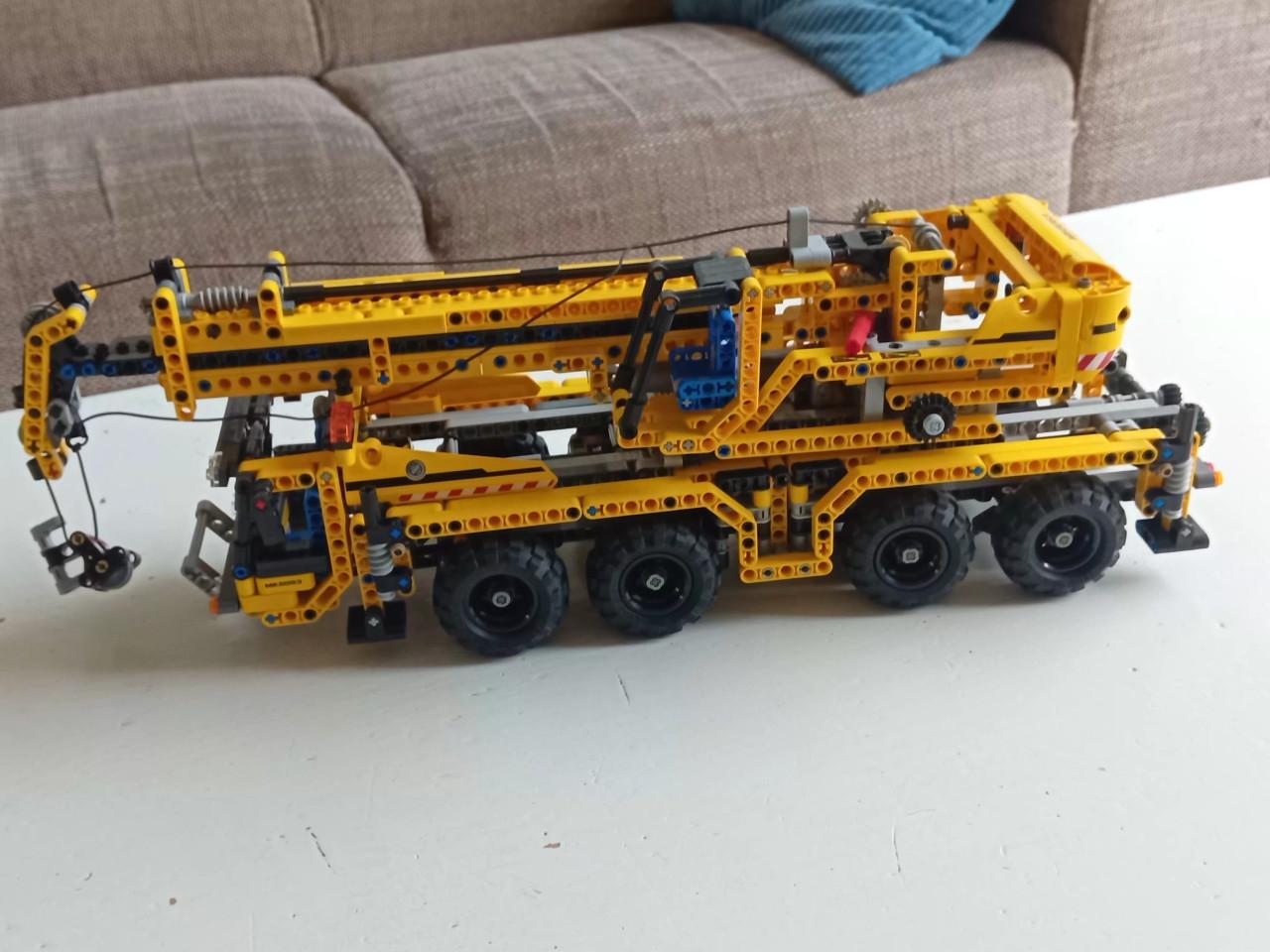 Lego technic hijskraan nr 8053