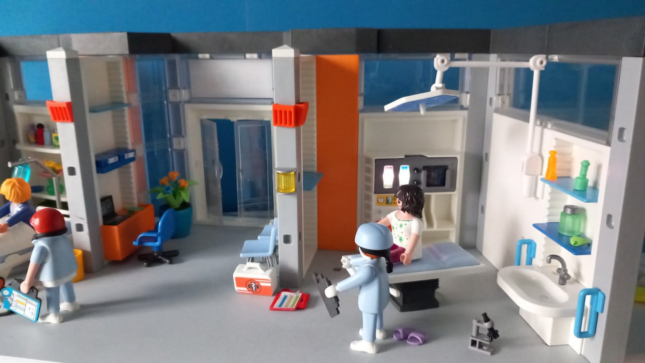 Playmobil ziekenhuis compleet ingericht setnr 70191