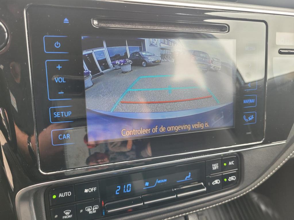 Toyota Auris 1.8 hybrid executive automaat