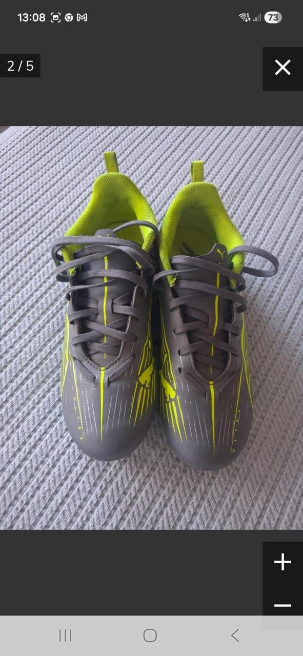 Voetbalschoenen maat 37.5