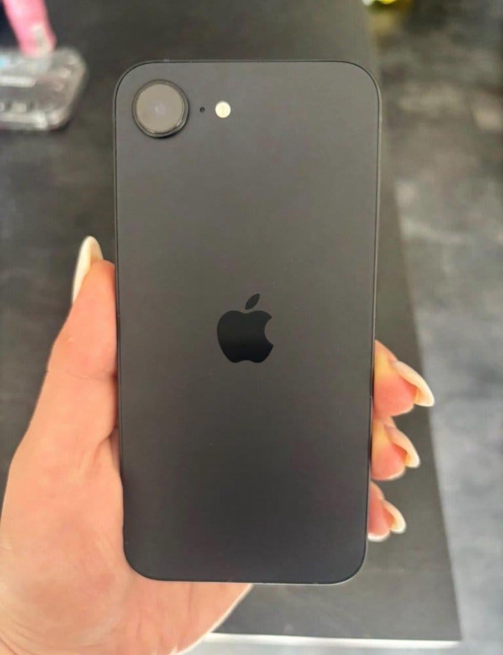 IPhone 16e | Nieuw