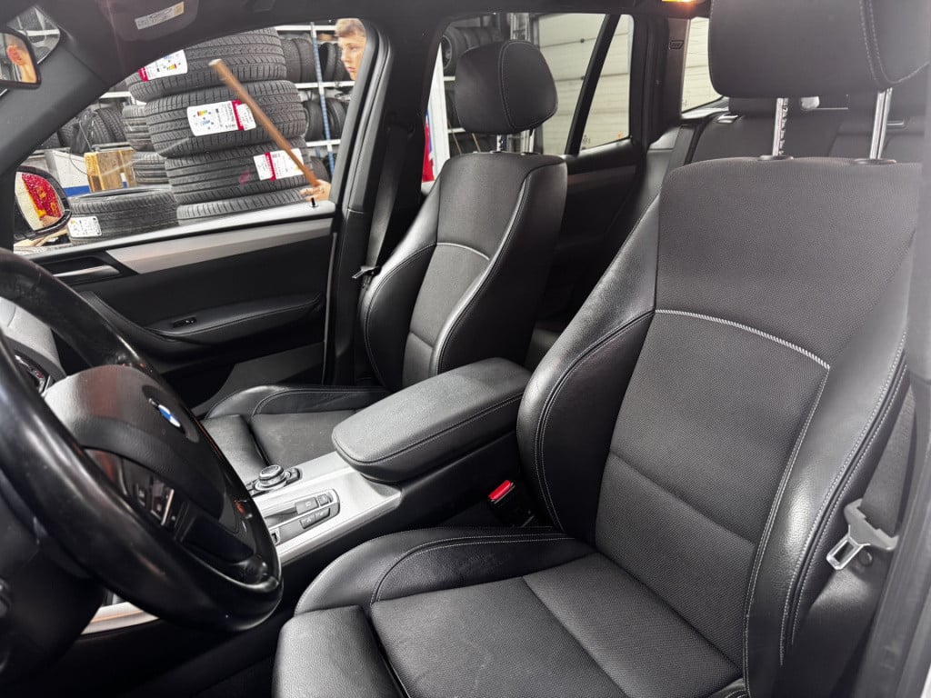 BMW X3 xdrive20i high executive | m-pakket | 19'' lmv | pano | camera